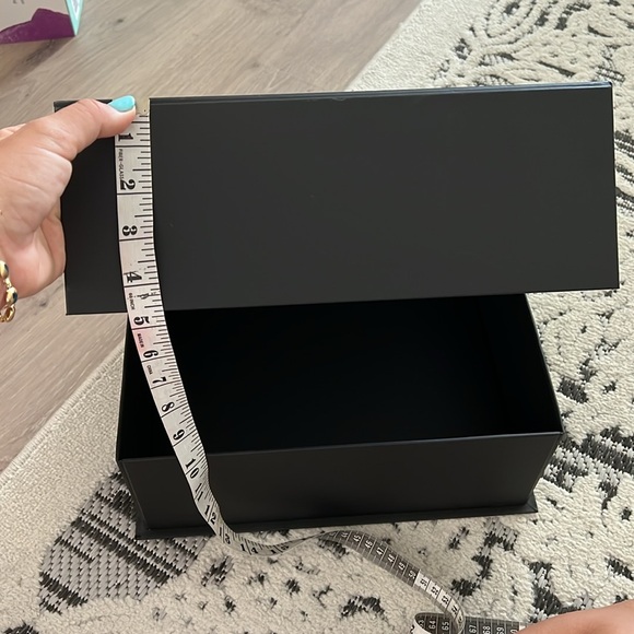 Authentic Chanel box 💥FLASH SALE 💥 - Picture 3 of 7